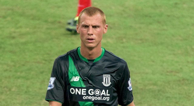Brighton and Hove Albion FC to sign Steve Sidwell
