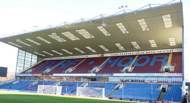 Brentford FC angrily reject Burnley FC’s bid for Alan Judge